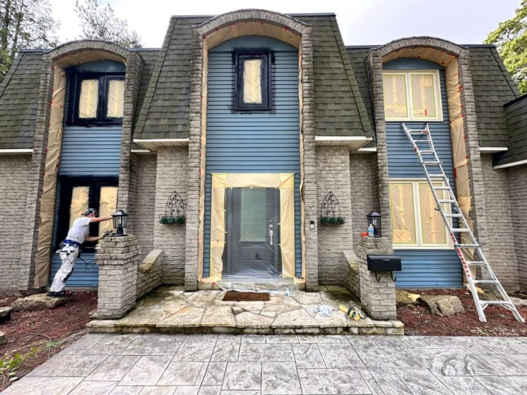 siding painting TORONTO