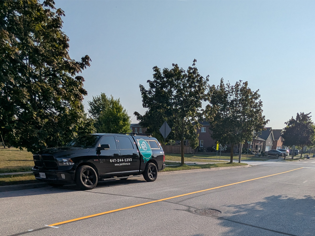 PAINT LIONS TRUCK IN North York neighbourhood