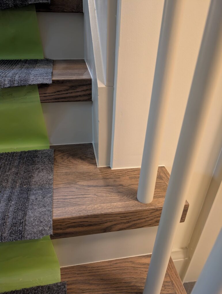 PXL 20251023 172010577stairtreadinst 1
